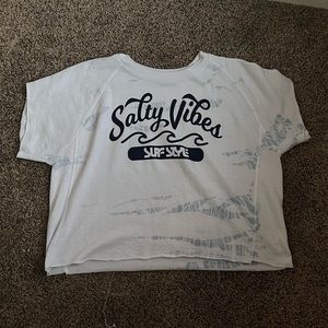 Surf-Style “salty vibes” cropped beach tee size L
